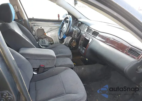 2010 Chevrolet Impala Ls z USA, uszkodzony, nr VIN 2G1WA5EK8A1260112